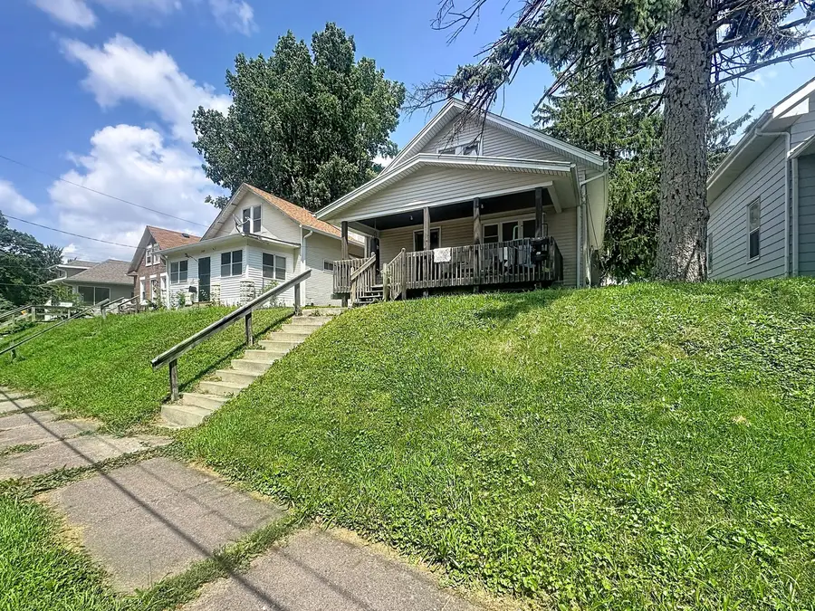 2413 12th Street, Rock Island, IL 61201 - #2