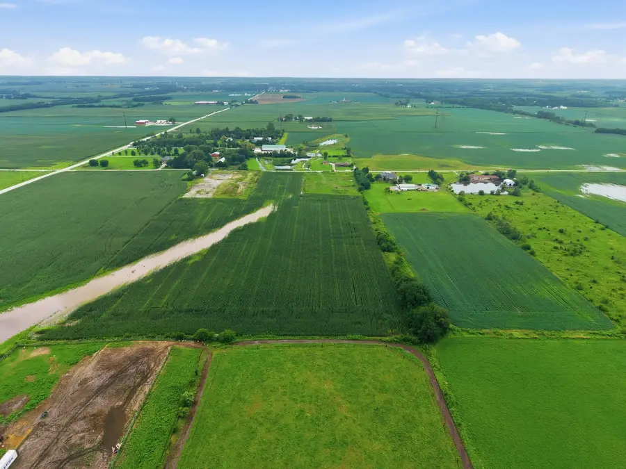 000 Kentucky Road, Beecher, IL 60401 - #3