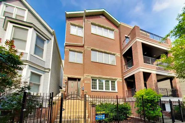 3250 N Damen Avenue #2, Chicago, IL 60618