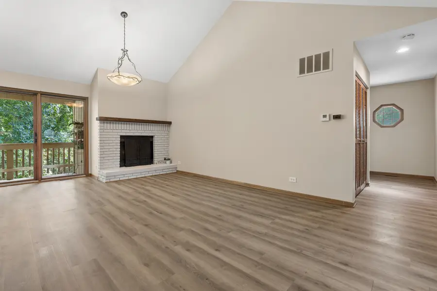 602 Country Lane, Des Plaines, IL 60016 - #3