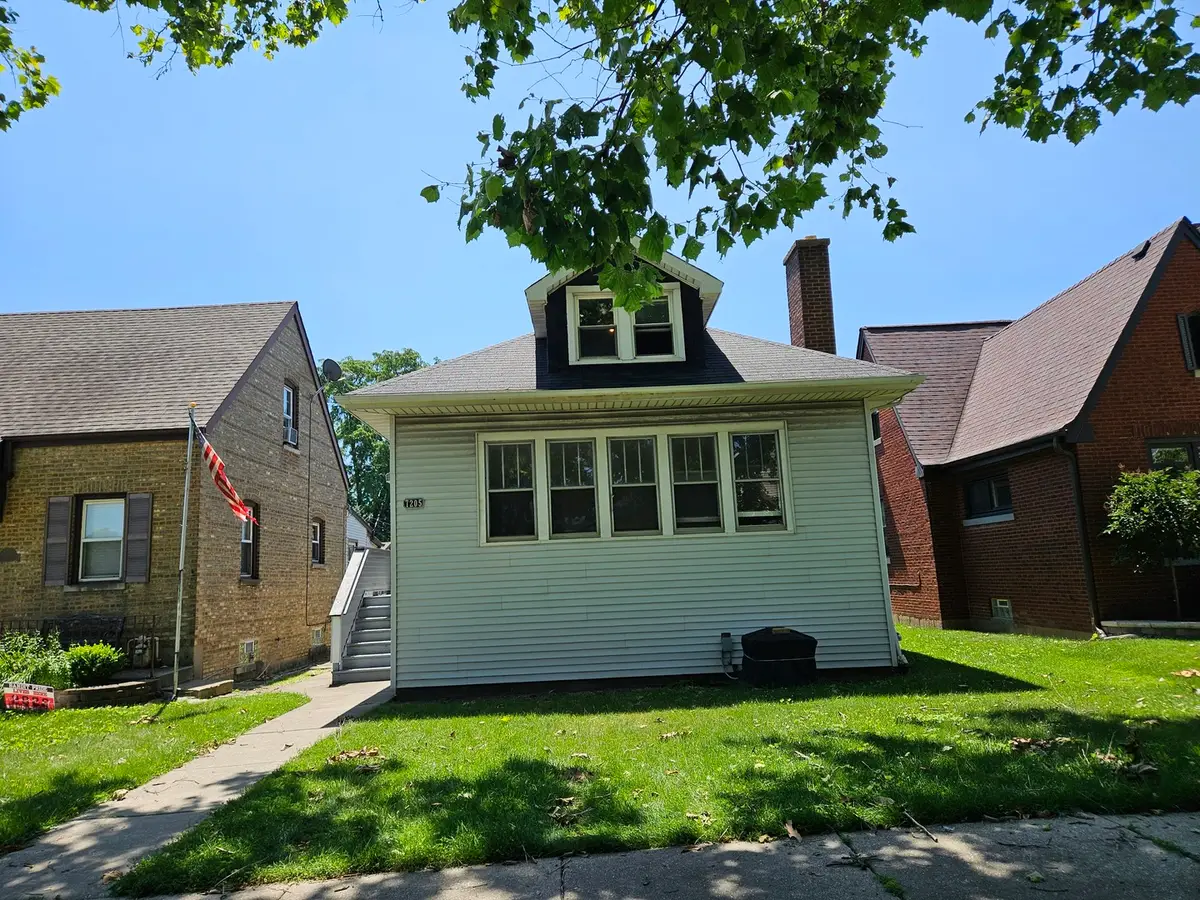 7205 W Ibsen Street, Chicago, IL 60631 - #1
