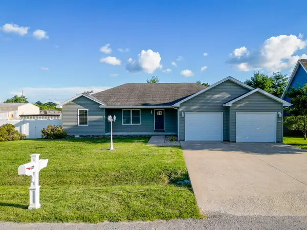 406 Bhrett Drive, Energy, IL 62933