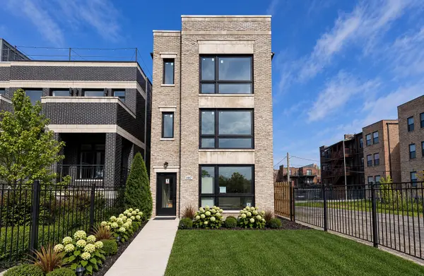 4447 S Calumet Avenue, Chicago, IL 60653