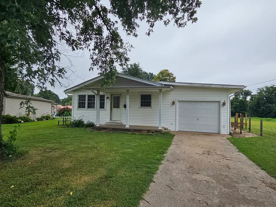 210 Dorris Drive, Metropolis, IL 62960 - #2