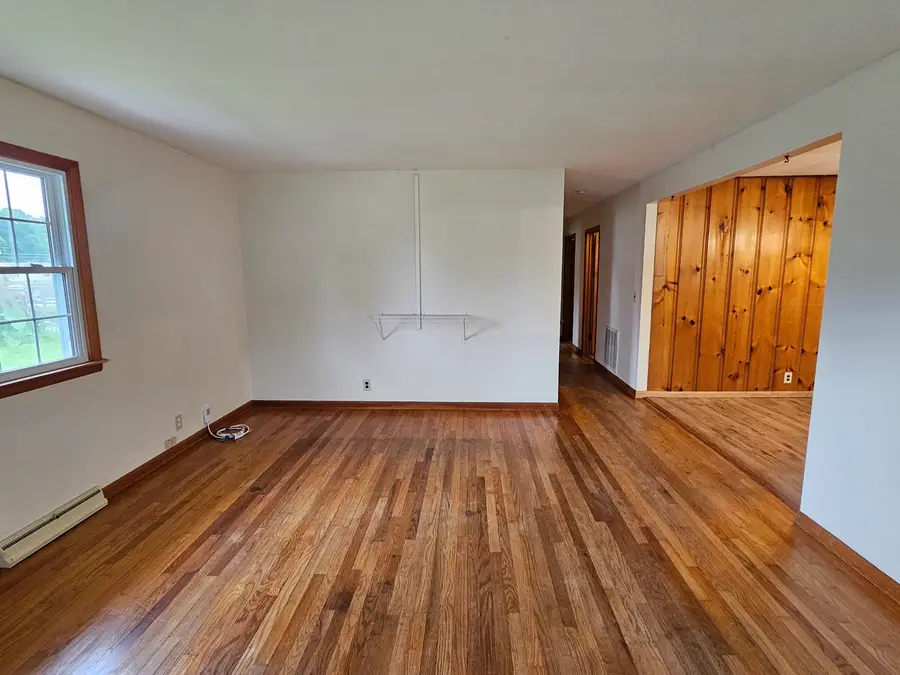 210 Dorris Drive, Metropolis, IL 62960 - #3