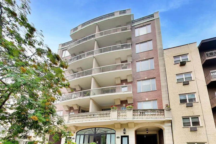 508 W Melrose Street #4D, Chicago, IL 60657 - #2