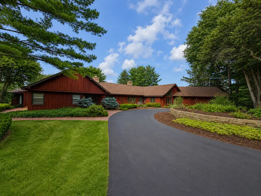 7328 Kinnikinnick Drive, Roscoe, IL 61073 - #3