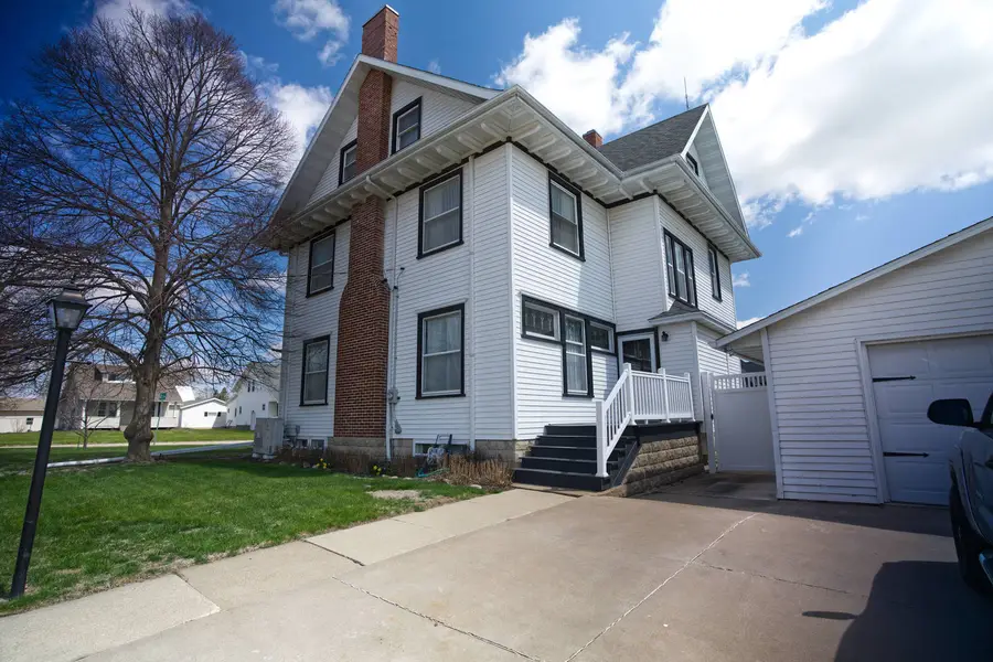 401 Market Street, Delmar, IA 52037 - #3