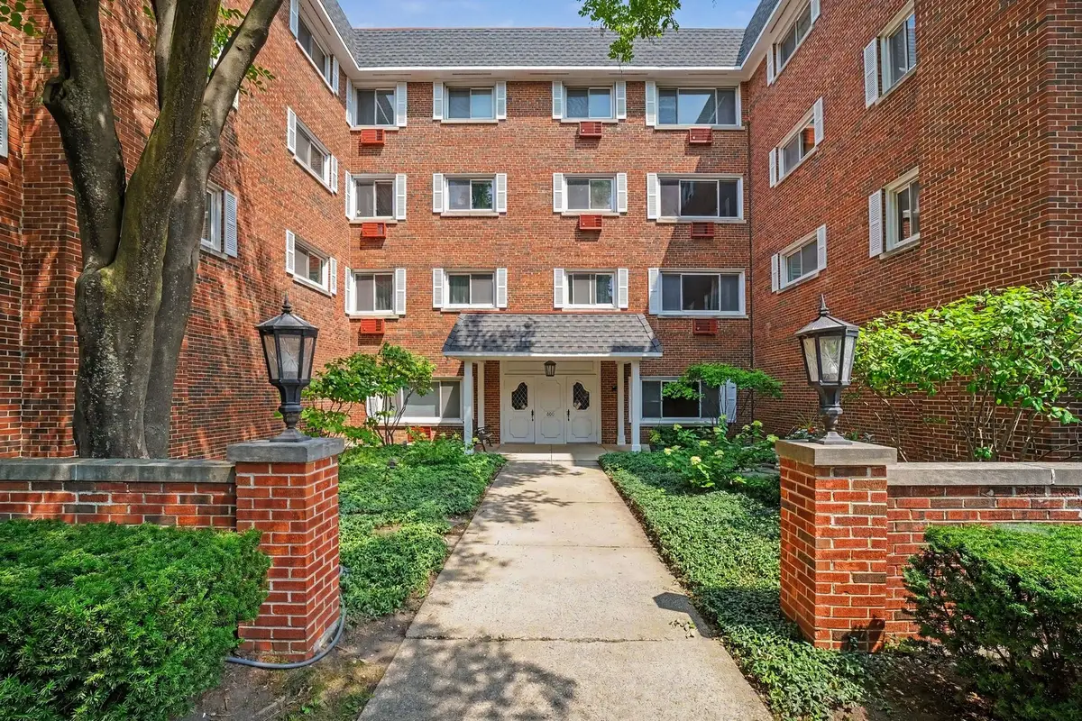 800 Washington Boulevard #100, Oak Park, IL 60302 - #1