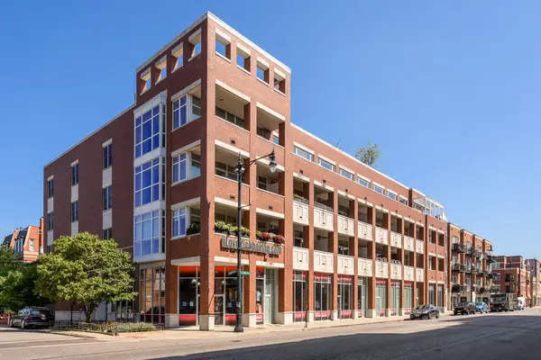 1611 N Hermitage Avenue #401, Chicago, IL 60622