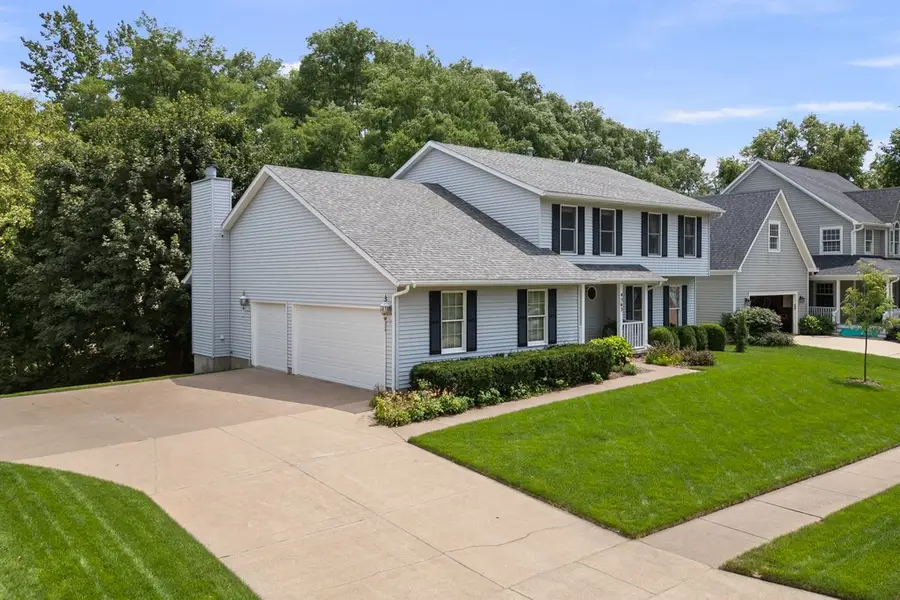 4563 Amber Court, Bettendorf, IA 52722 - #2