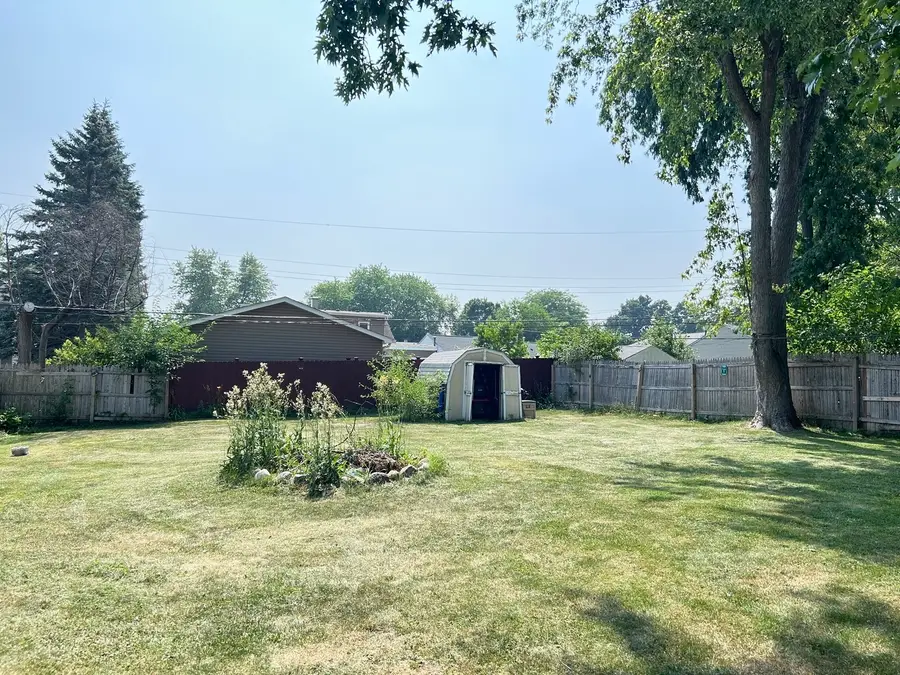 400 Birchwood Drive, Antioch, IL 60002 - #2