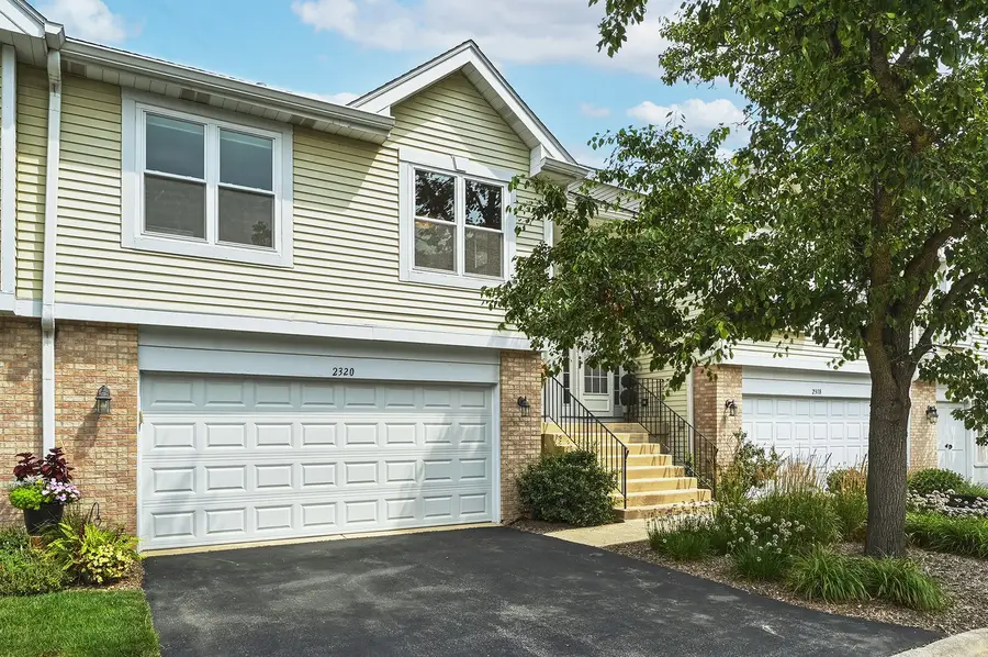 2320 Chasewood Drive, Downers Grove, IL 60515 - #2