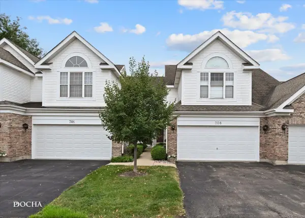 708 Citadel Drive, Westmont, IL 60559