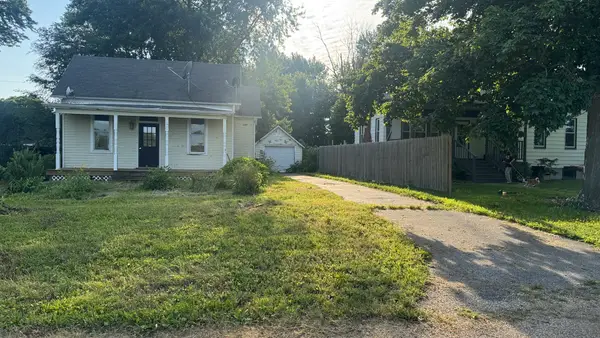 313 N Henderson Street, Kenney, IL 61749
