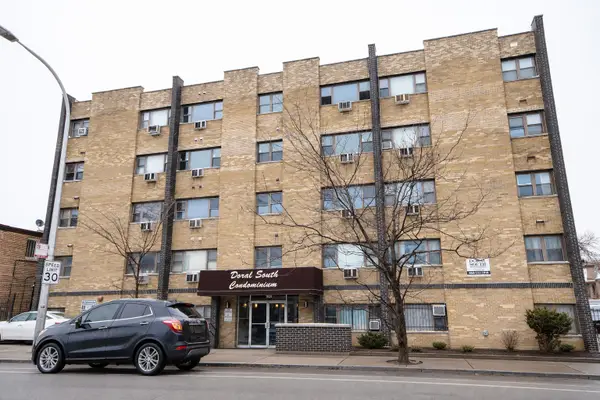 7854 S South Shore Drive #514, Chicago, IL 60649