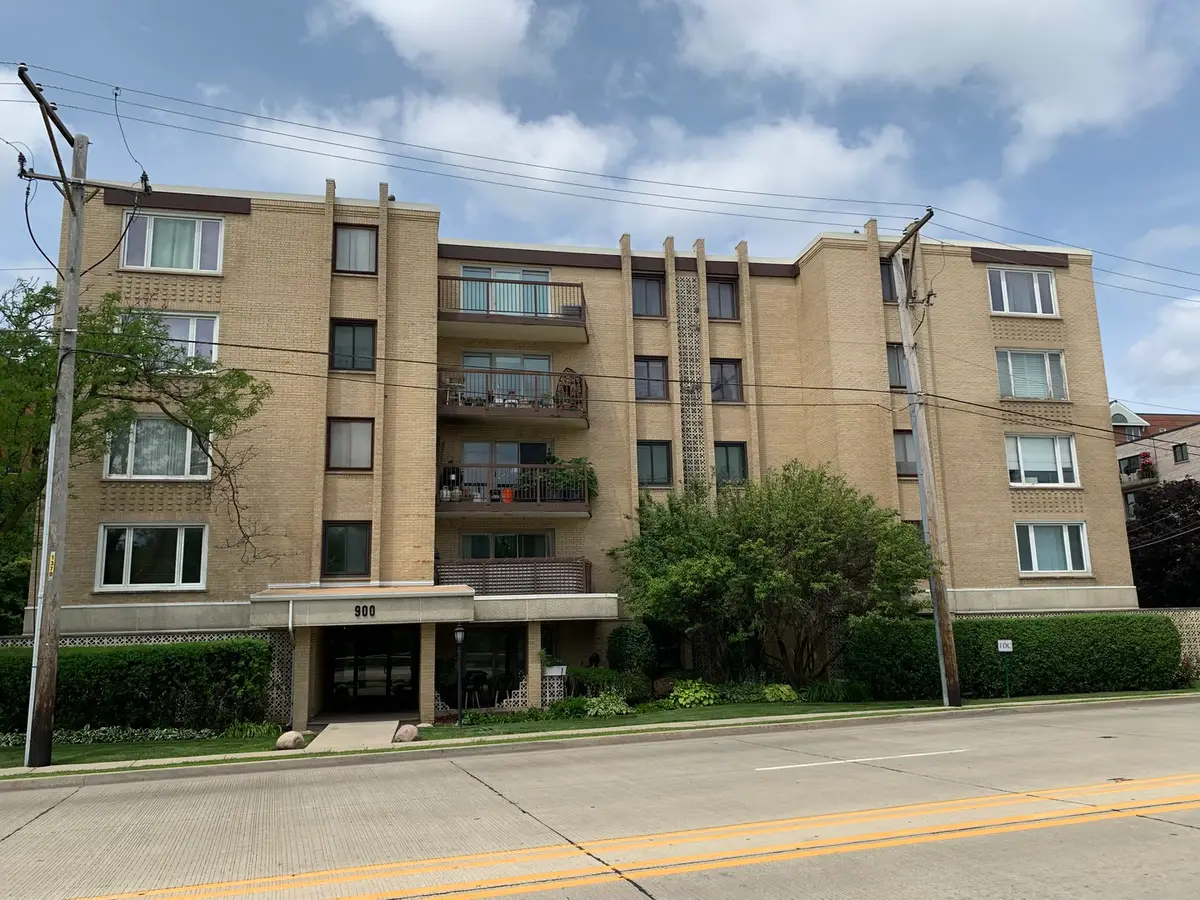 900 S River Road #4A, Des Plaines, IL 60016 - #1
