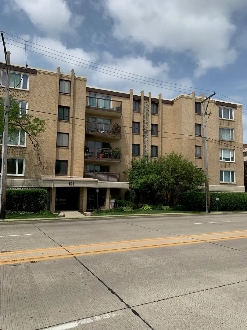 900 S River Road #4A, Des Plaines, IL 60016 - #3