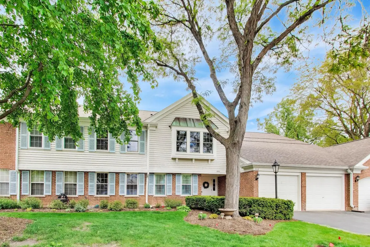 592 Edinburgh Lane #B, Prospect Heights, IL 60070 - #1