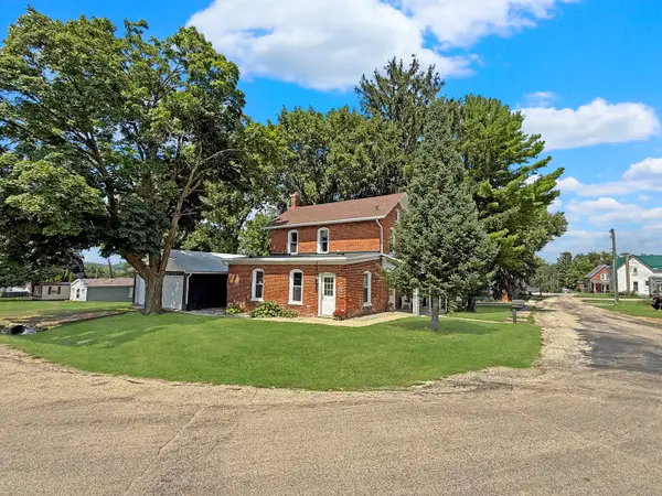 104 S Johnson Street, Orangeville, IL 61060