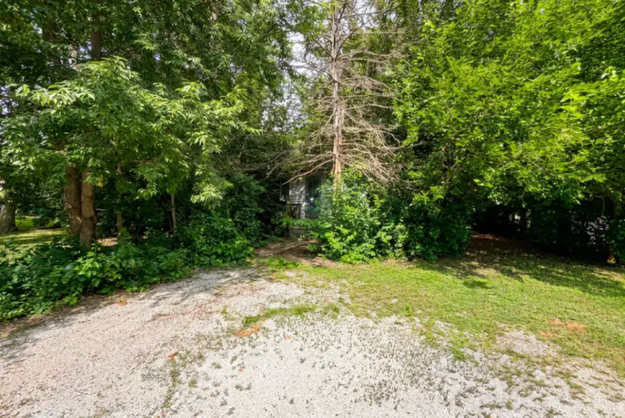 414 N 3rd Avenue, Chenoa, IL 61726 - #2