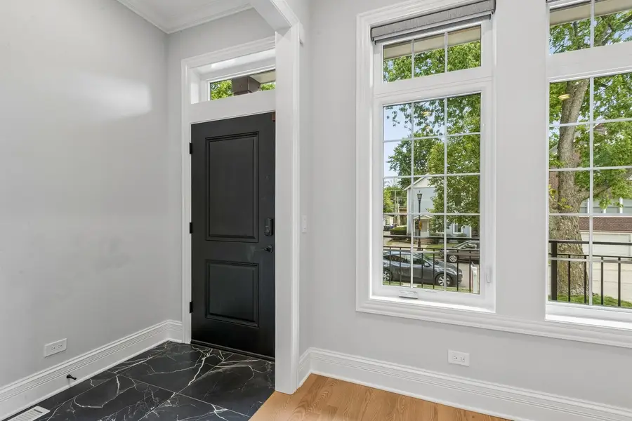 2012 Maple Avenue, Evanston, IL 60201 - #2