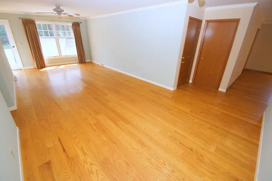 2623 1st Street Court, Moline, IL 61265 - #3