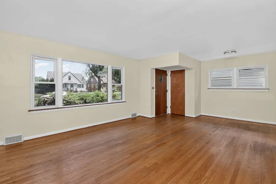 248 N Princeton Avenue, Villa Park, IL 60181 - #3