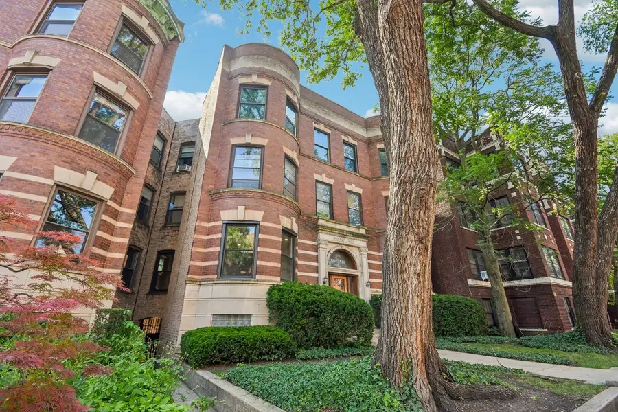 5218 S Dorchester Avenue #1, Chicago, IL 60615 - #2