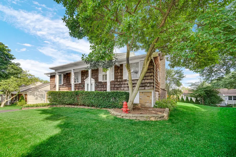 12 Regent Court, Buffalo Grove, IL 60089 - #3