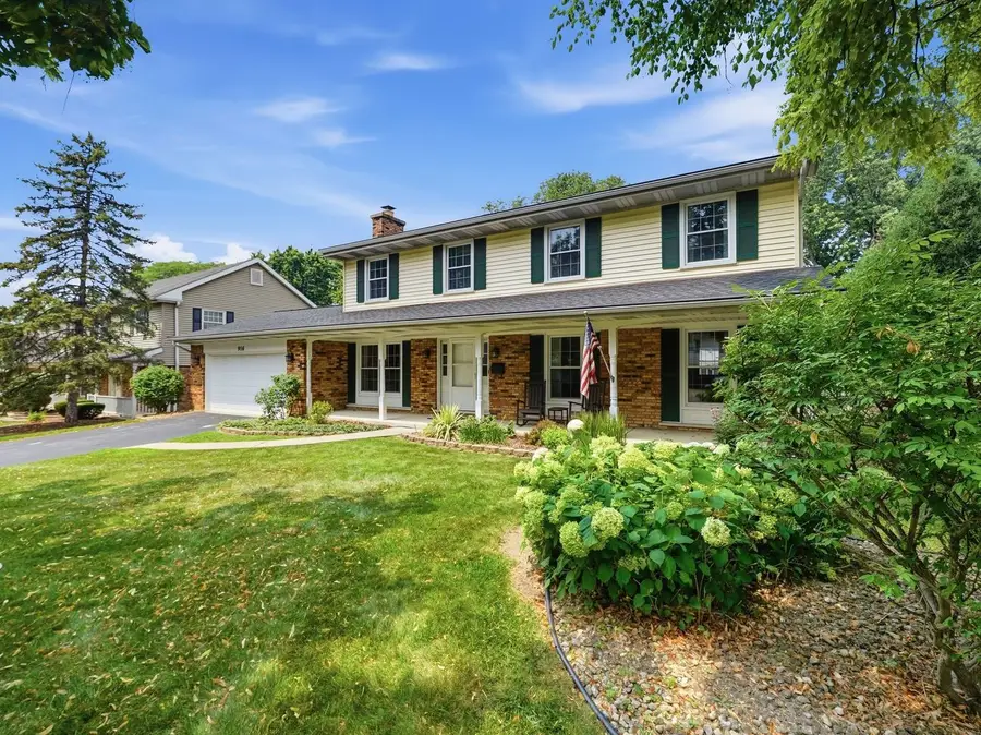 916 Stratford Lane, Downers Grove, IL 60516 - #2