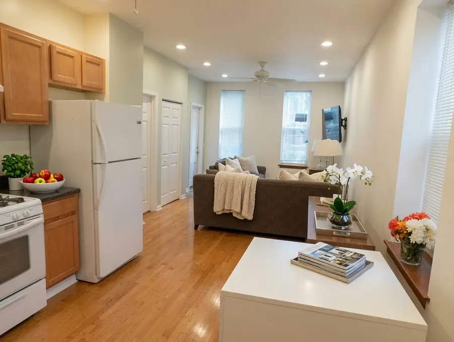 2329 W Mclean Avenue, Chicago, IL 60647 - #2