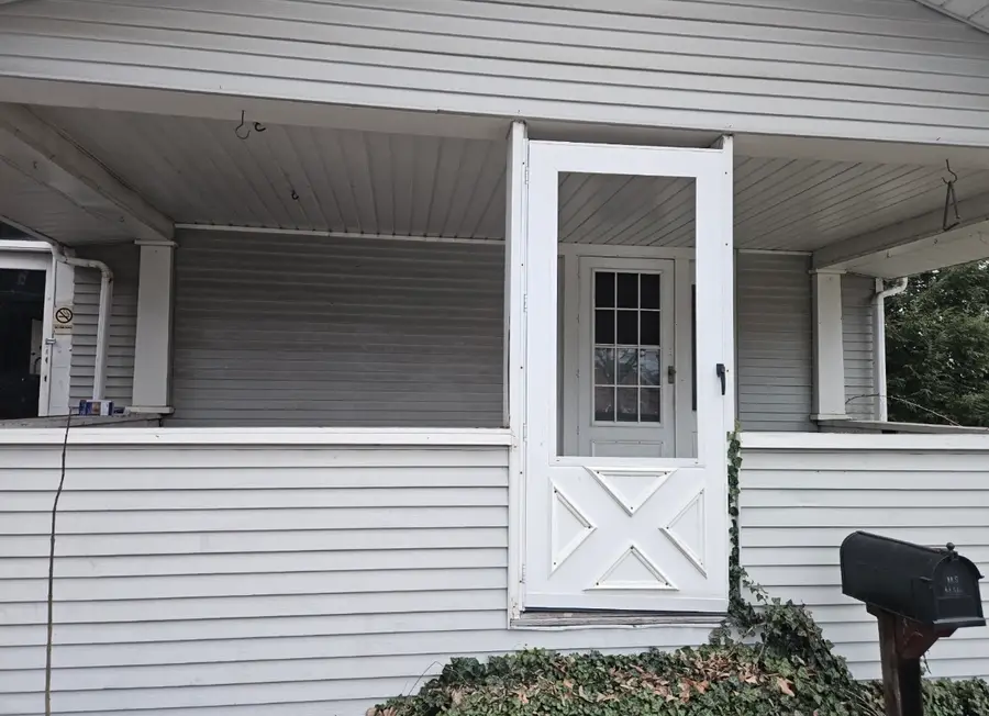106 W Reynolds Street, Newton, IL 62448 - #2