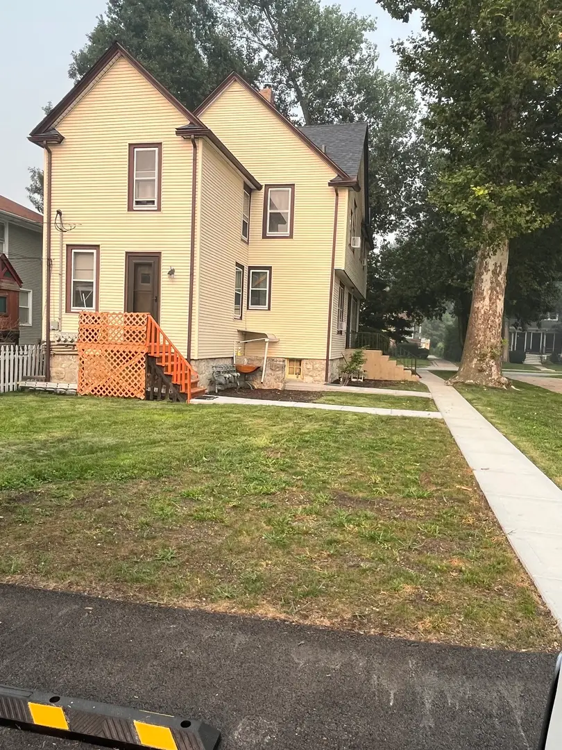 3328 Wisconsin Avenue, Berwyn, IL 60804 - #2