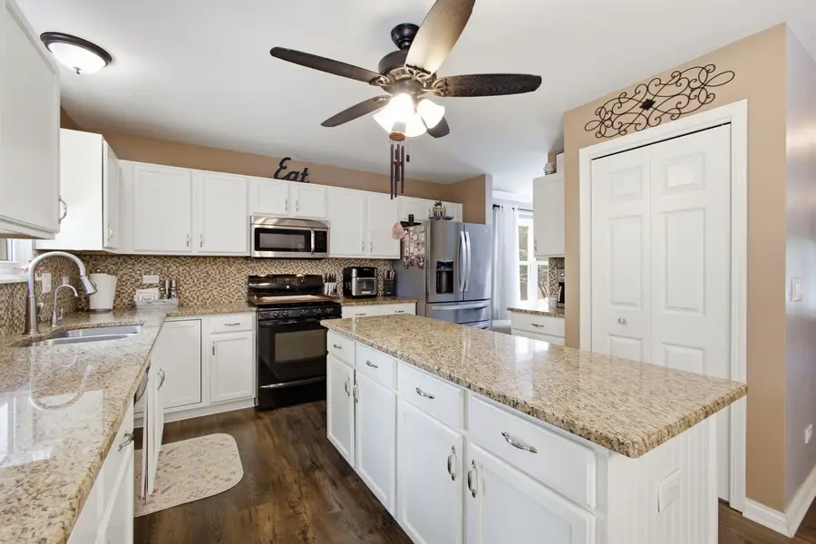 1904 Maple Glen Drive, Plainfield, IL 60586 - #3