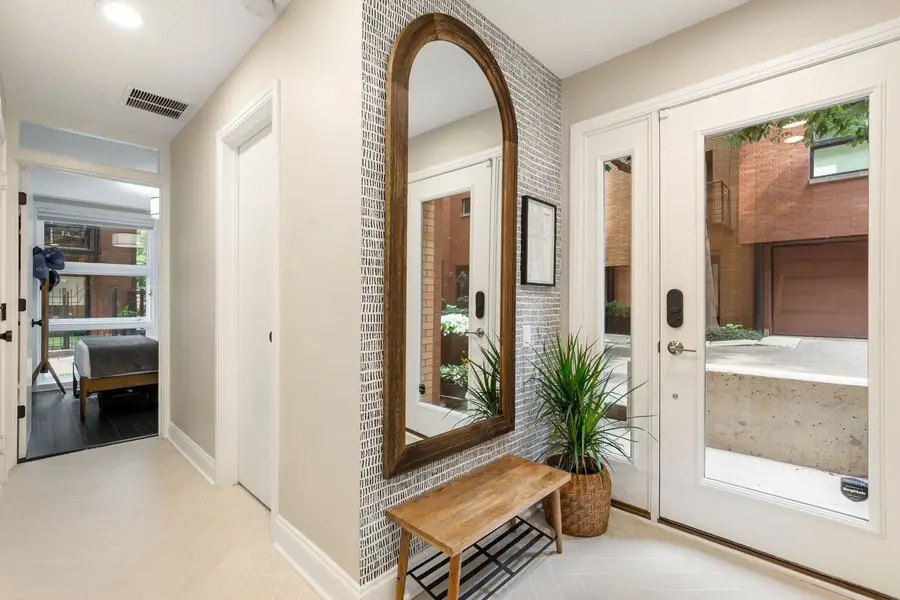 2024 W Willow Street #B, Chicago, IL 60647 - #2