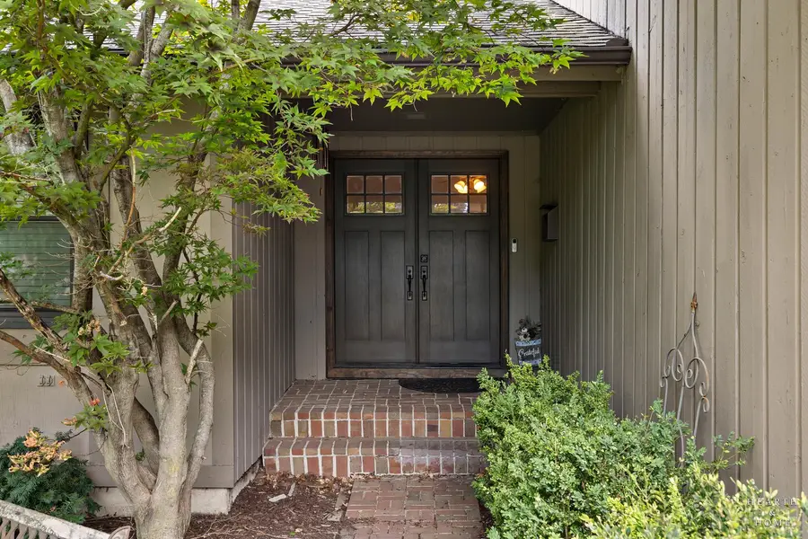 1059 N Old Mill Road, Palatine, IL 60067 - #2