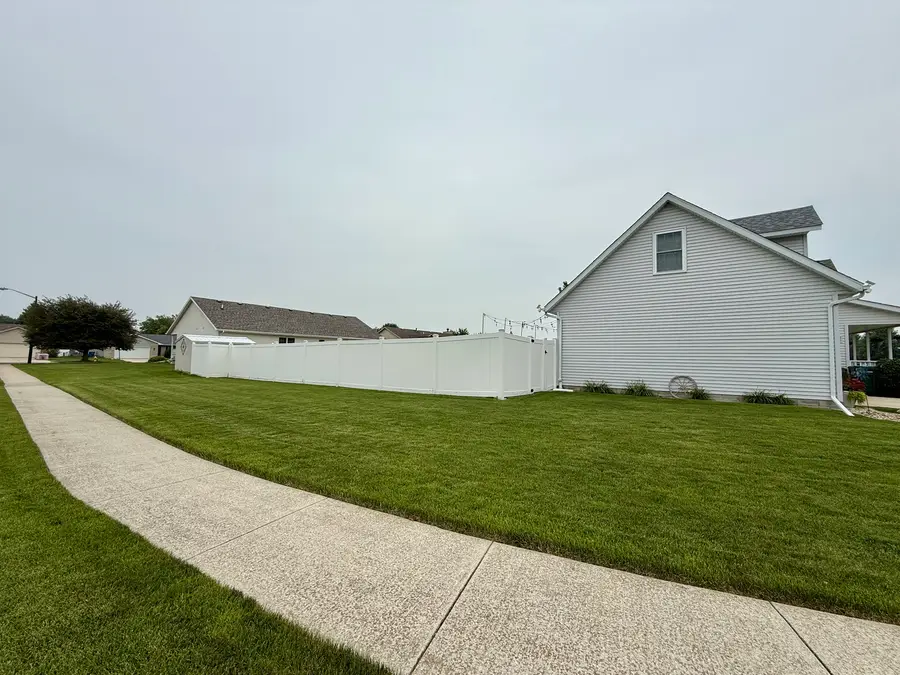 602 Suzanne Avenue, Bradley, IL 60915 - #2