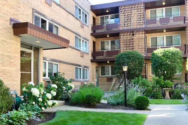 1933 Harrison Street #3B, Evanston, IL 60201