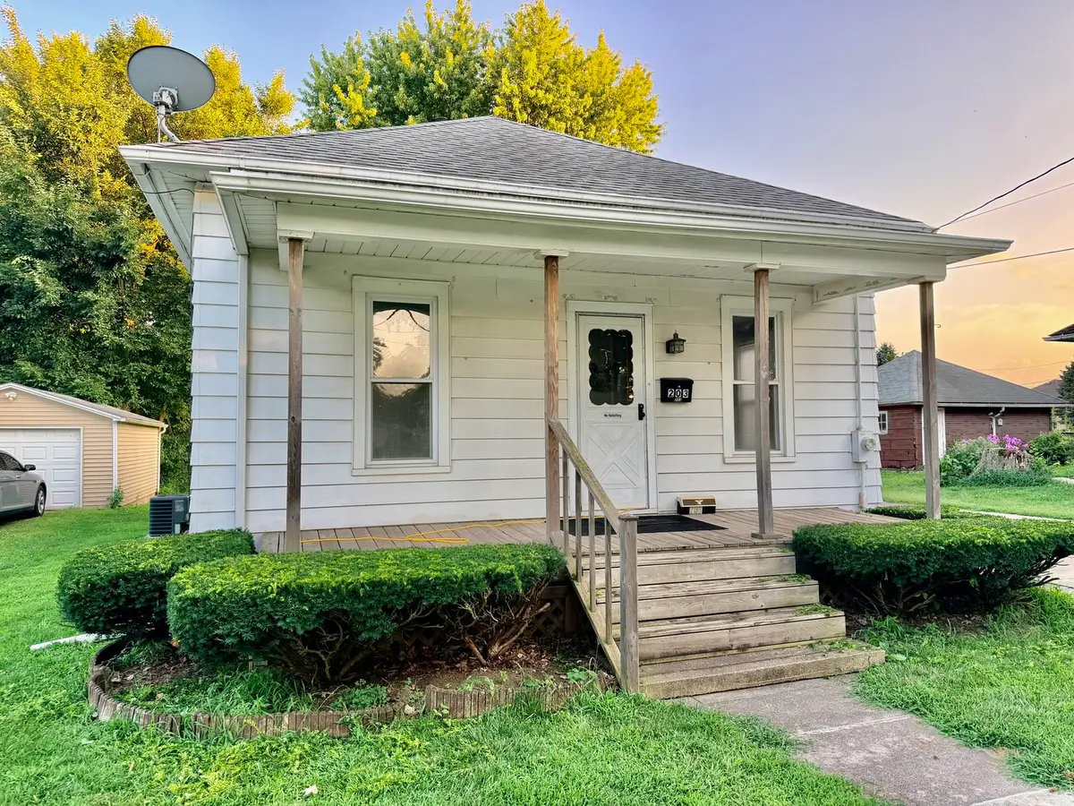 203 E Grant Street, Streator, IL 61364 - #1