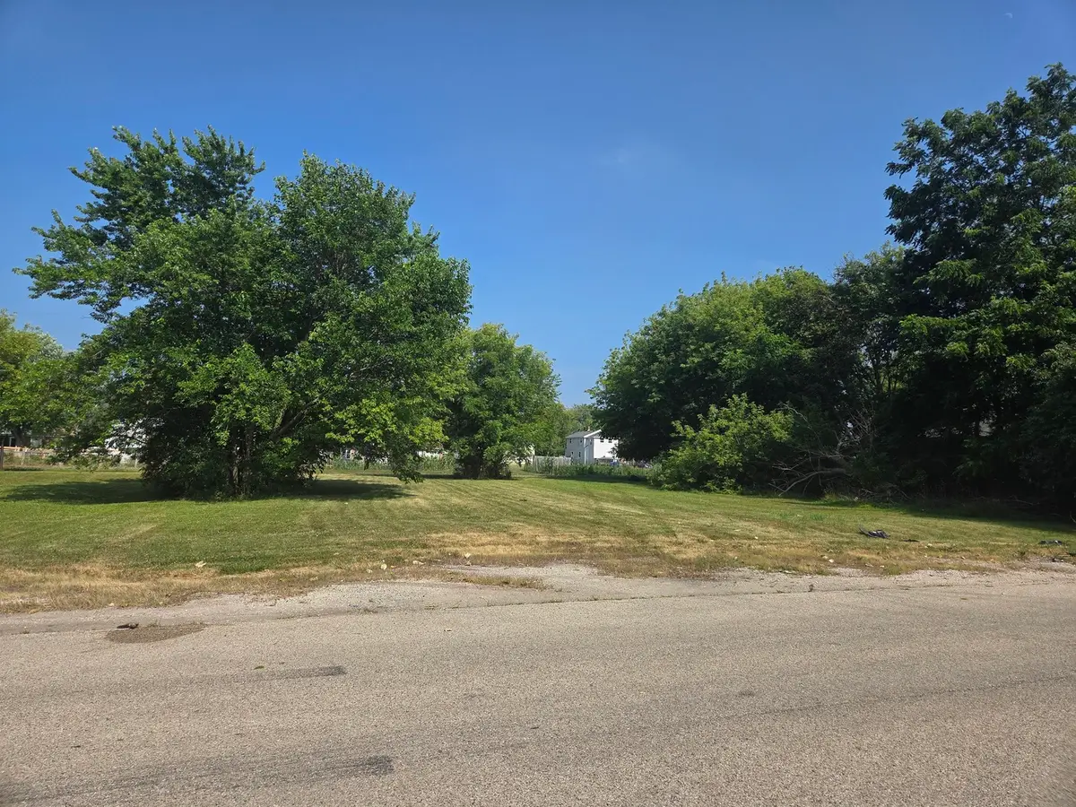1213 Greenfield Avenue, Waukegan, IL 60085 - #1