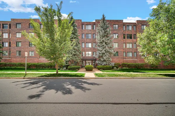110 S Dunton Avenue #2E, Arlington Heights, IL 60005