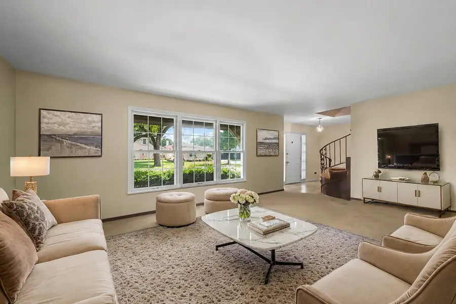 470 Middlesex Court, Buffalo Grove, IL 60089 - #2