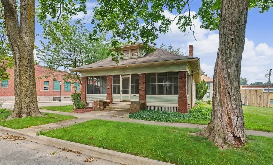 202 E Washington Street, Monticello, IL 61856 - #3