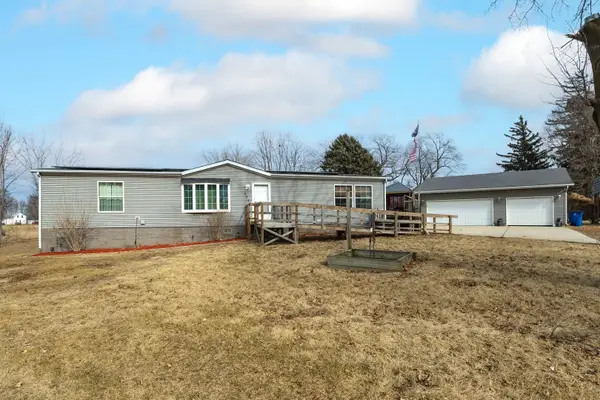 524 6th Street, Andover, IL 61233