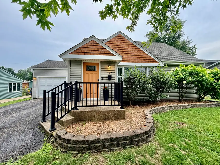 922 Cornell Street, Ottawa, IL 61350 - #3