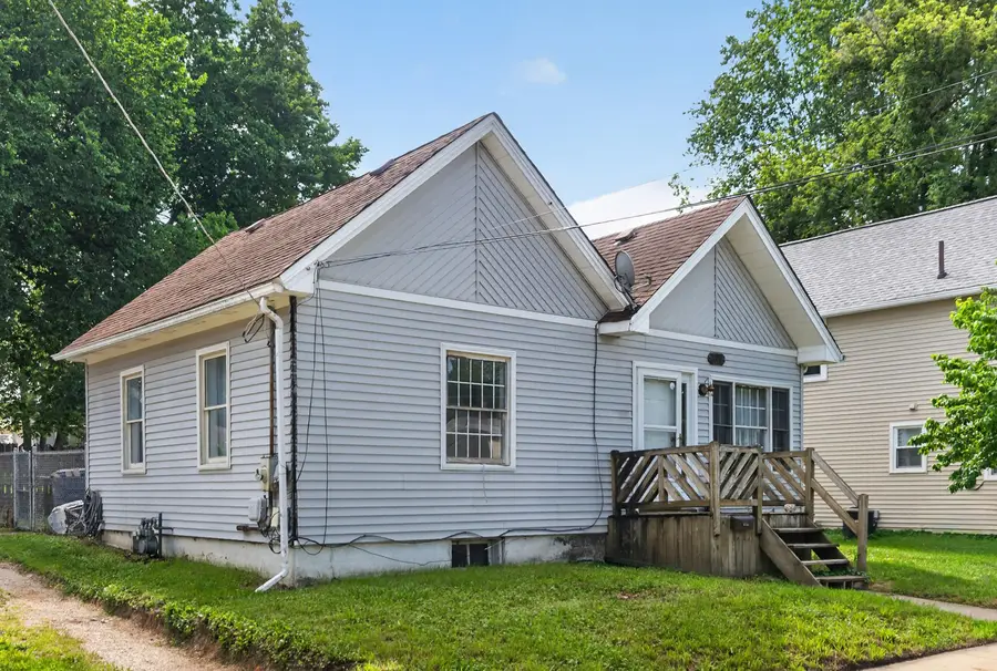 322 Hickory Street, Dekalb, IL 60115 - #2