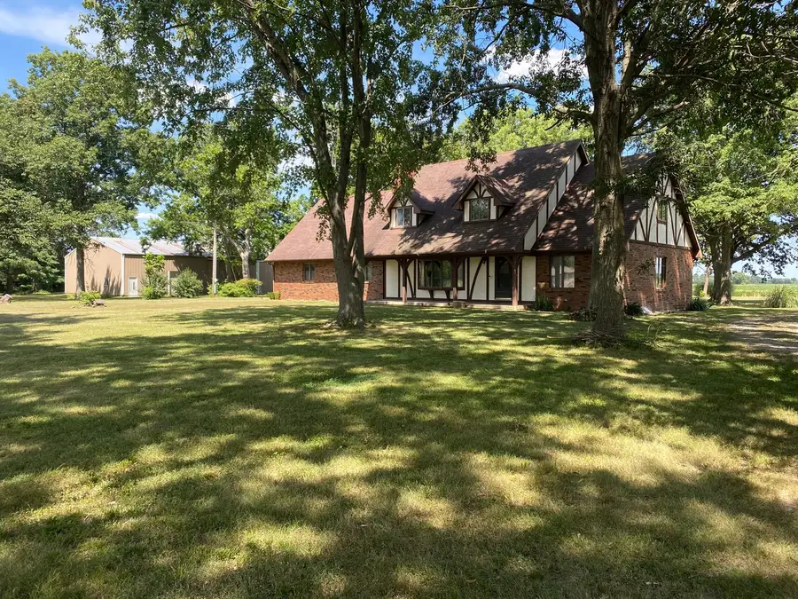 1924 Zion Hill Road, Centralia, IL 62801 - #2