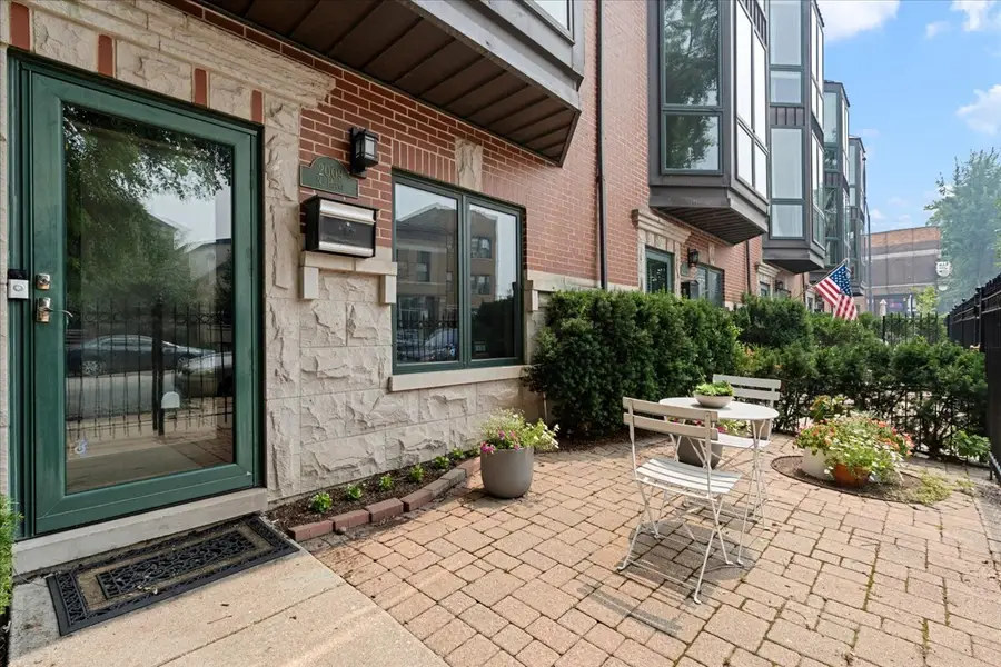 2009 N Hoyne Avenue, Chicago, IL 60647 - #2
