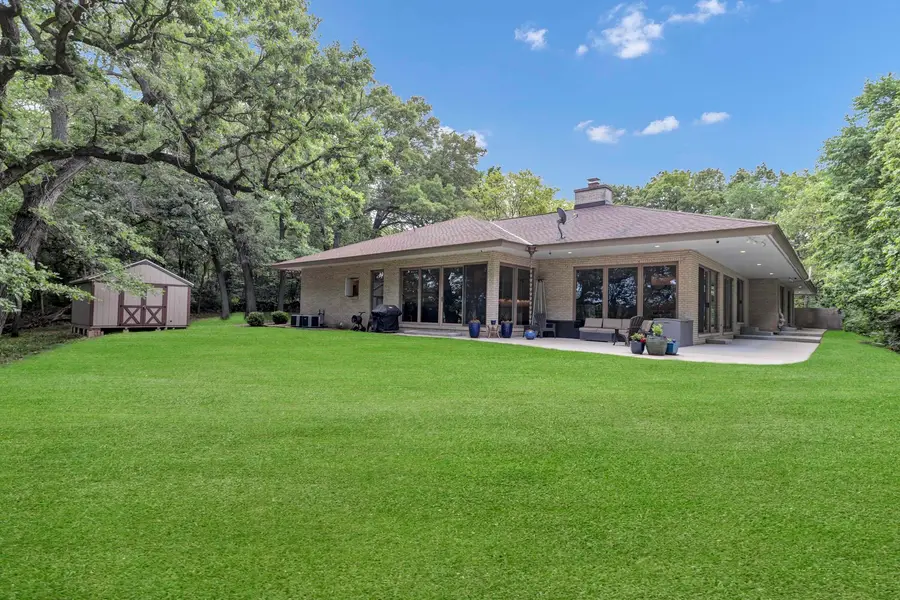 4 Far Hills Road, Barrington Hills, IL 60010 - #3